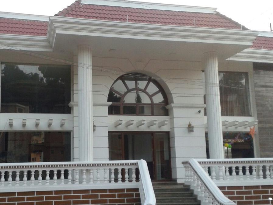 The Majestic Crown Hotell Ooty Exteriör bild