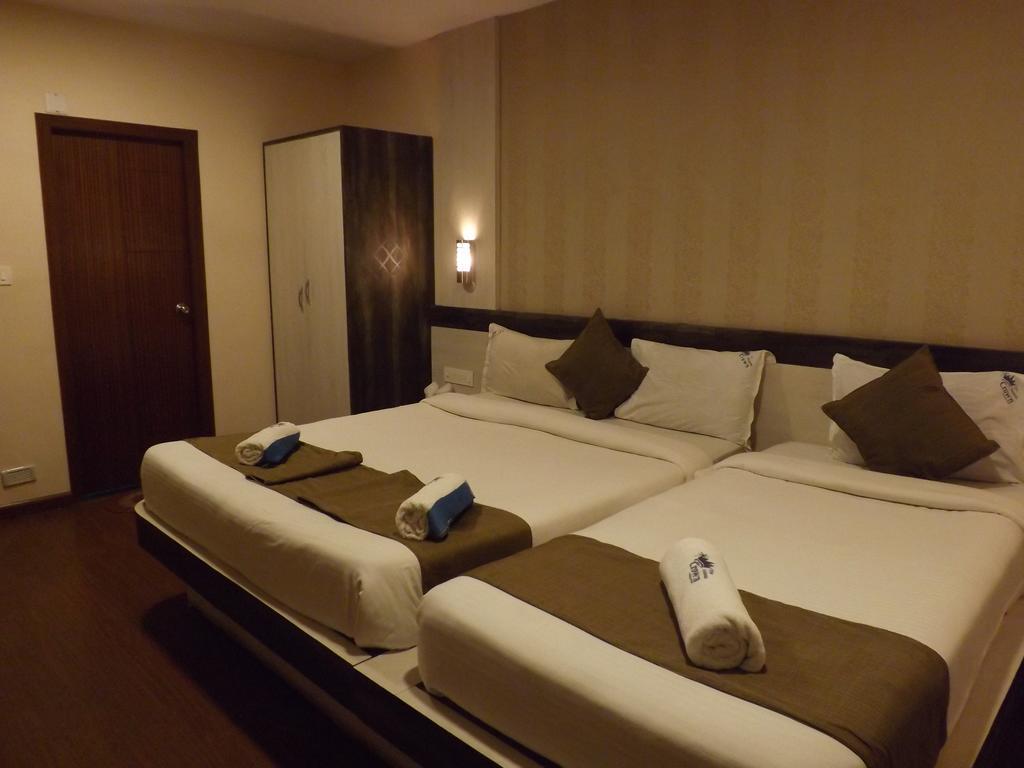 The Majestic Crown Hotell Ooty Exteriör bild